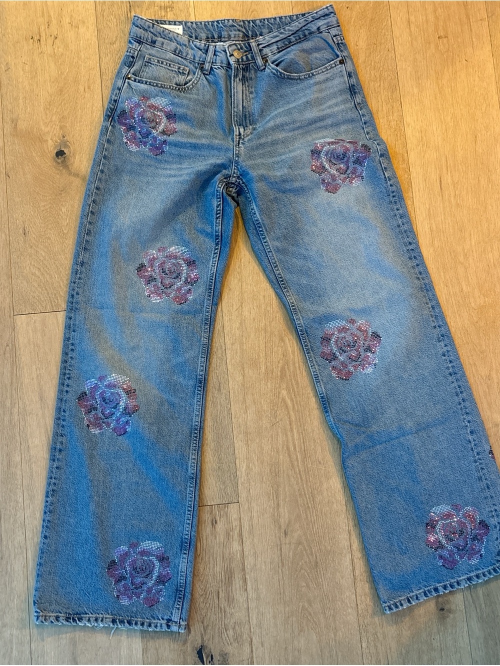 Zara Blue Wide-Leg Jeans with Purple-Pink Sequin Floral Motifs
